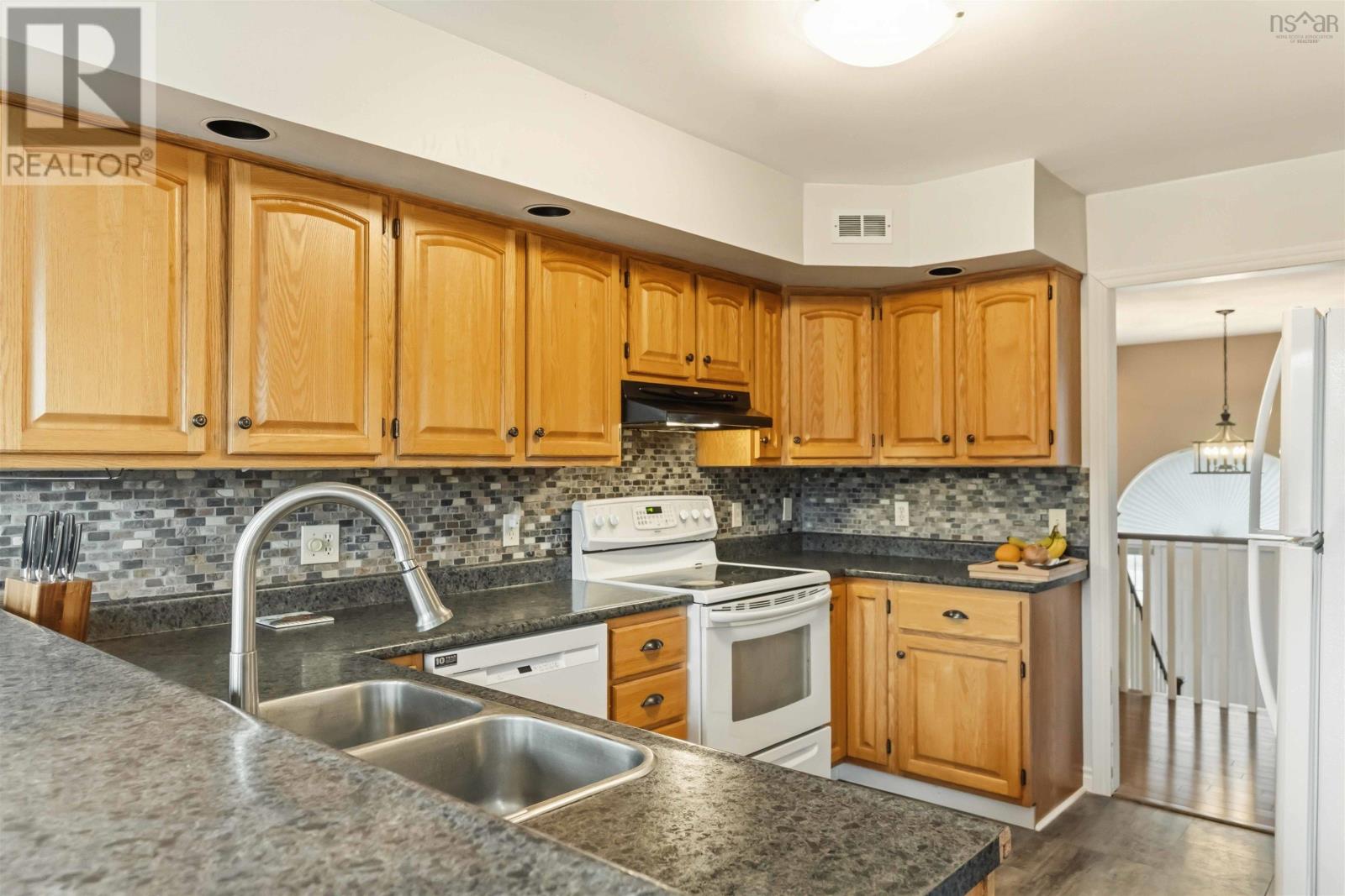 Property 9 of 39 of 584 Brandy Avenue