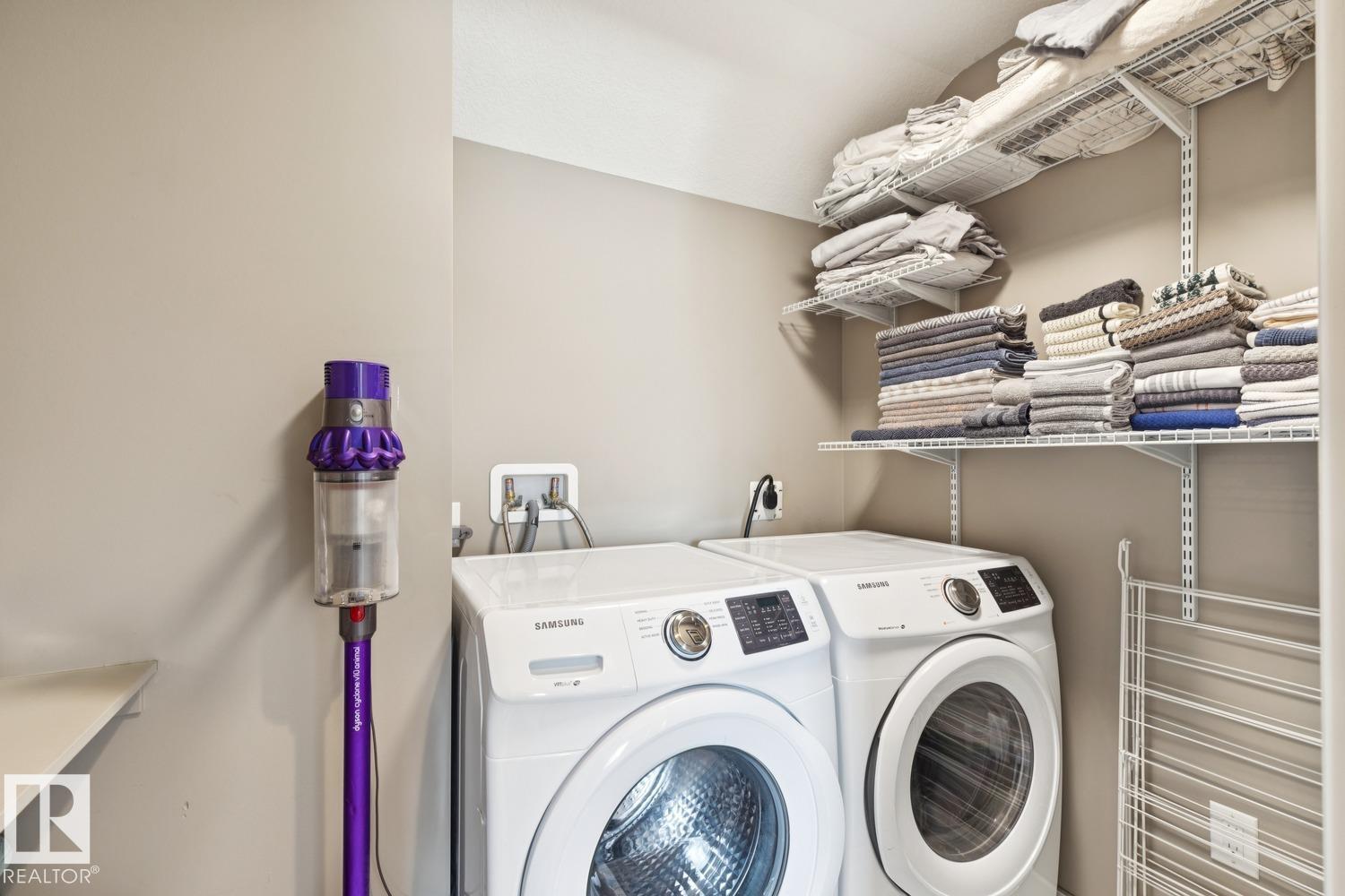 3813 111 AV NW, Edmonton