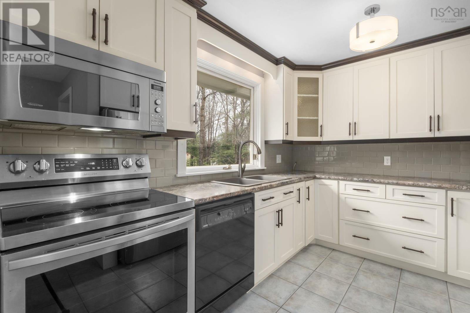 Property 12 of 42 of 44 White Birch Drive