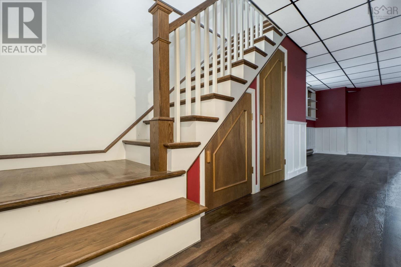 Property 23 of 42 of 44 White Birch Drive