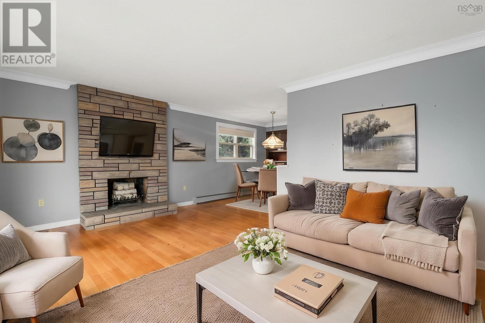 Property 7 of 42 of 44 White Birch Drive