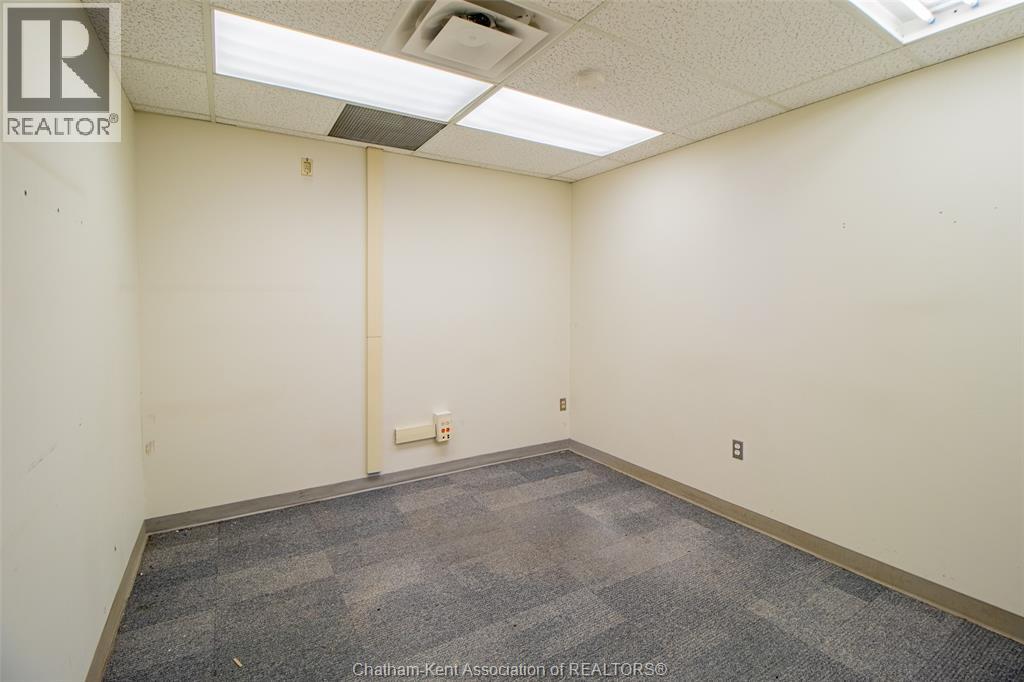 181 MAIN STREET — photo 21