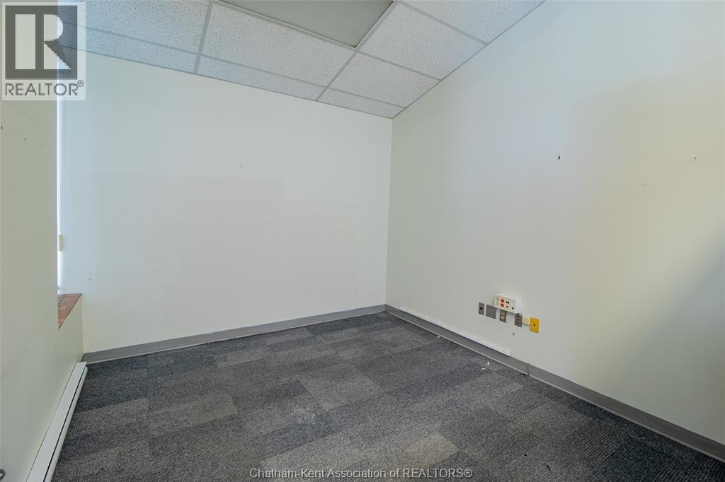 181 MAIN STREET — photo 25