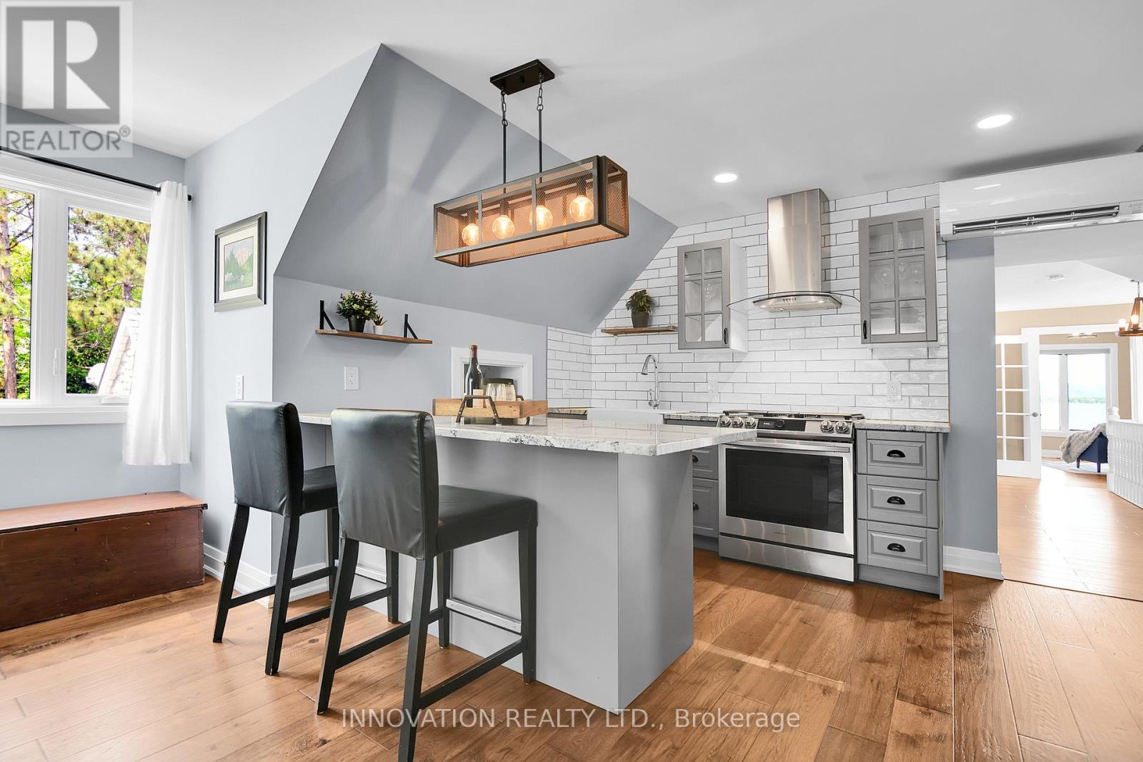 164 BAYVIEW DRIVE - 19