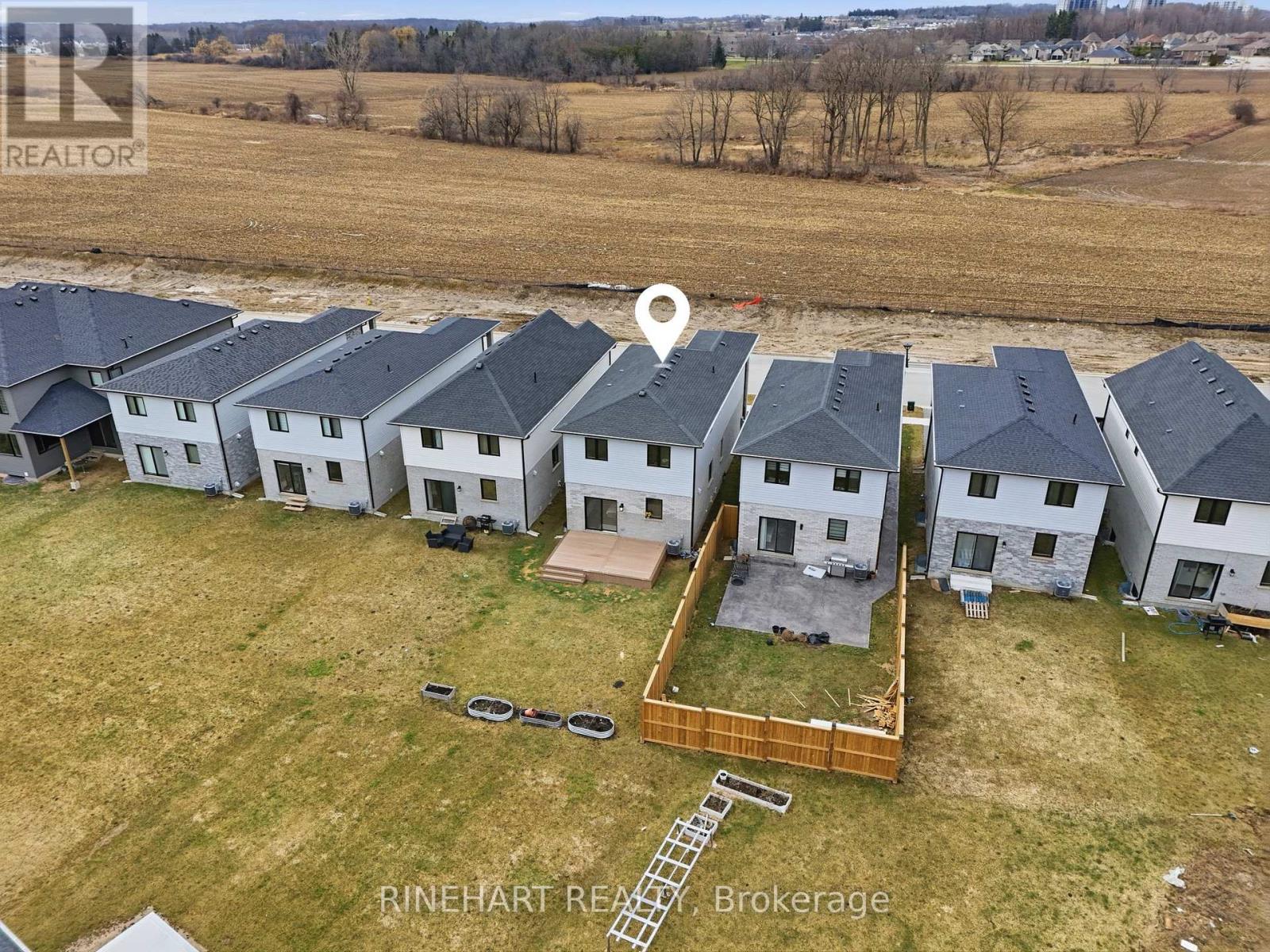 6445 ROYAL MAGNOLIA AVENUE Property Photo