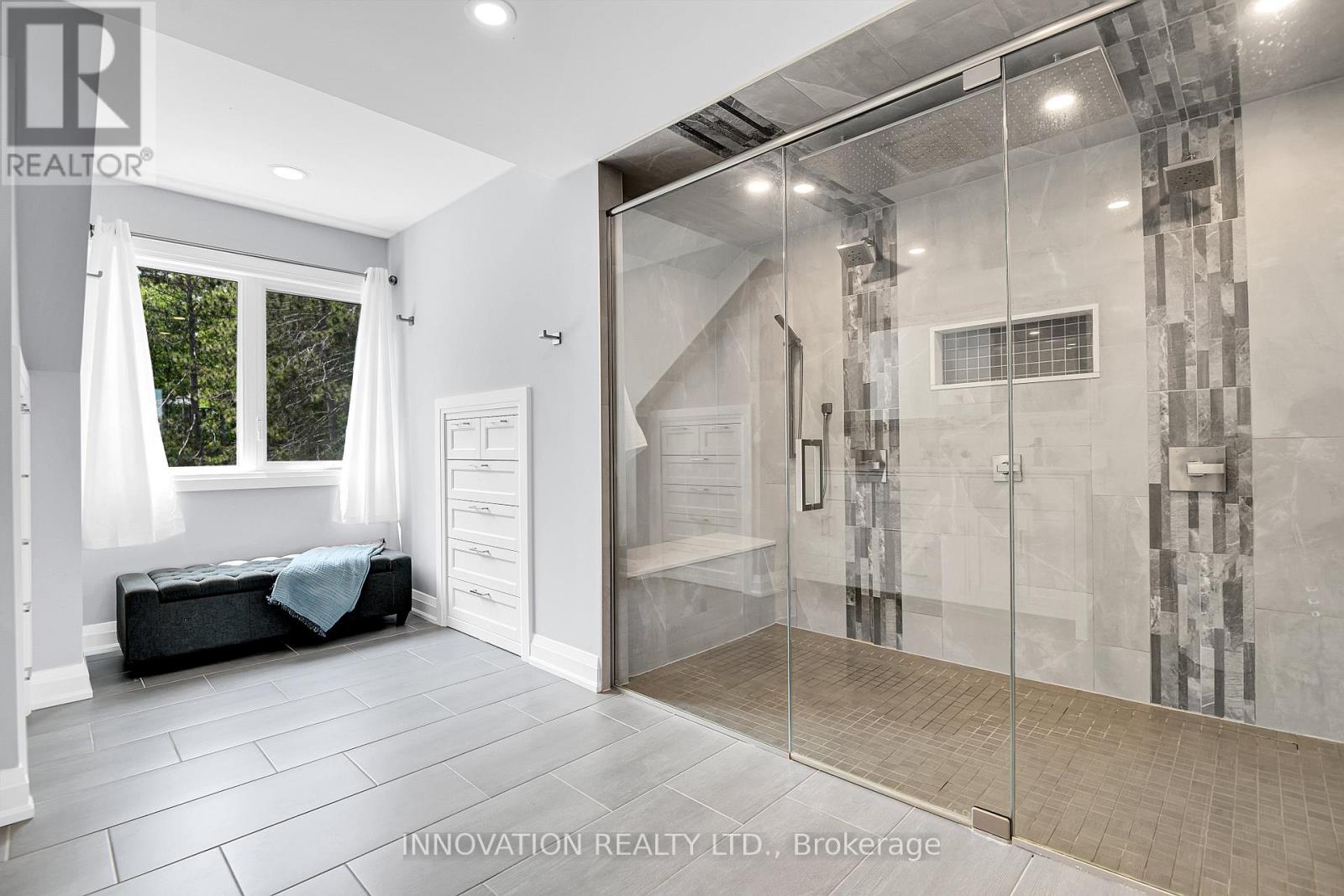 164 BAYVIEW DRIVE - 12