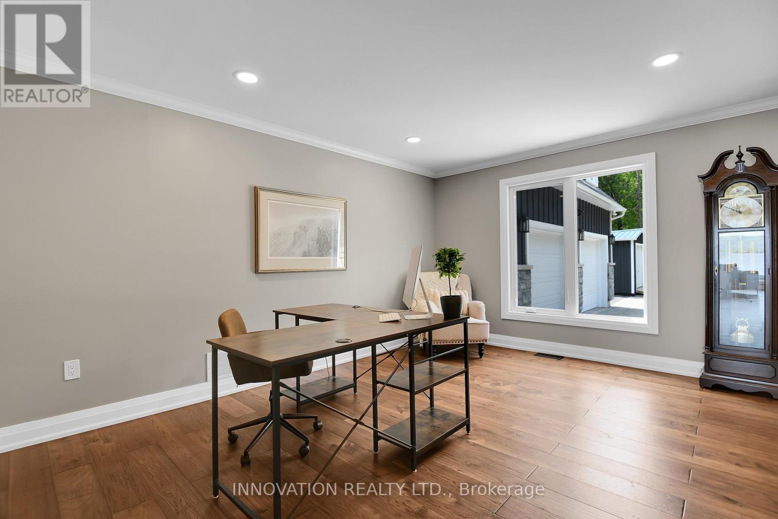 164 BAYVIEW DRIVE - 21