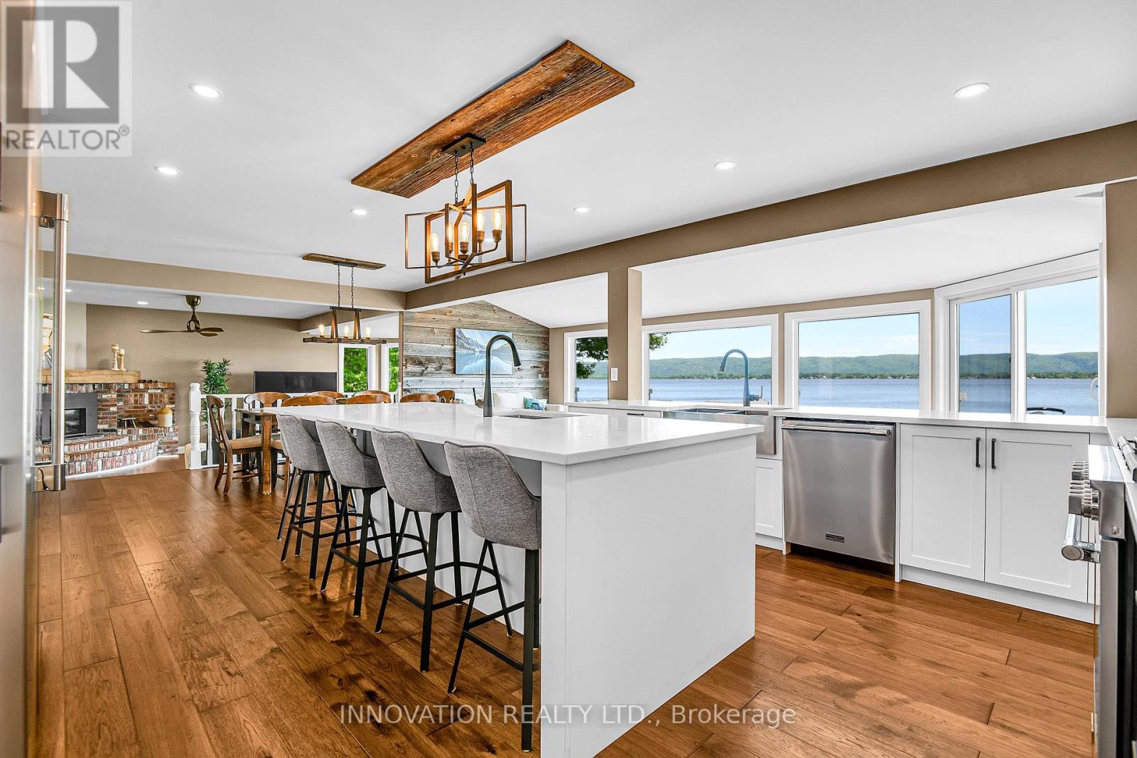 164 BAYVIEW DRIVE - 9