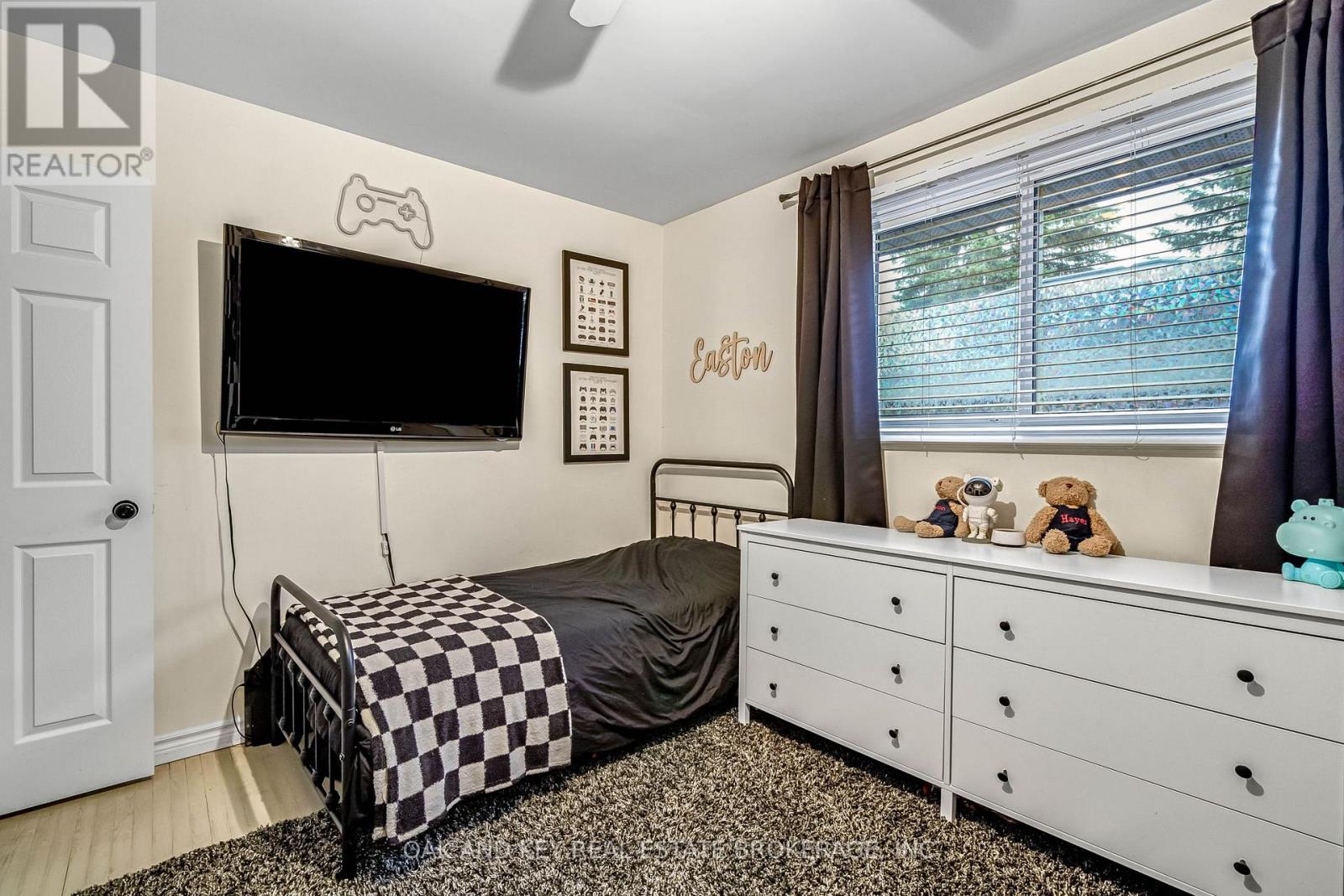 26 SINCLAIR AVENUE Property Photo