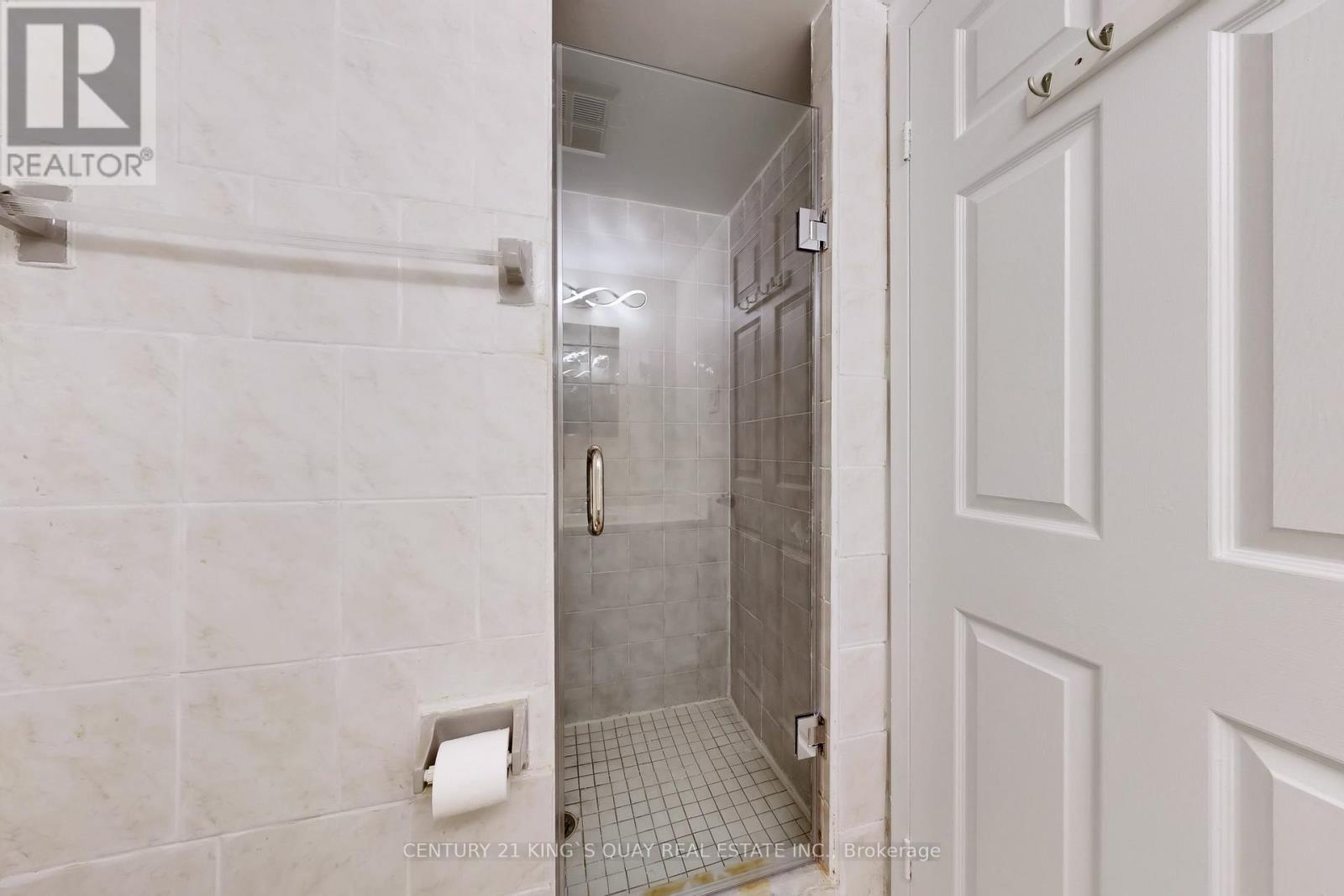 #616 4727 SHEPPARD AVENUE E - 24