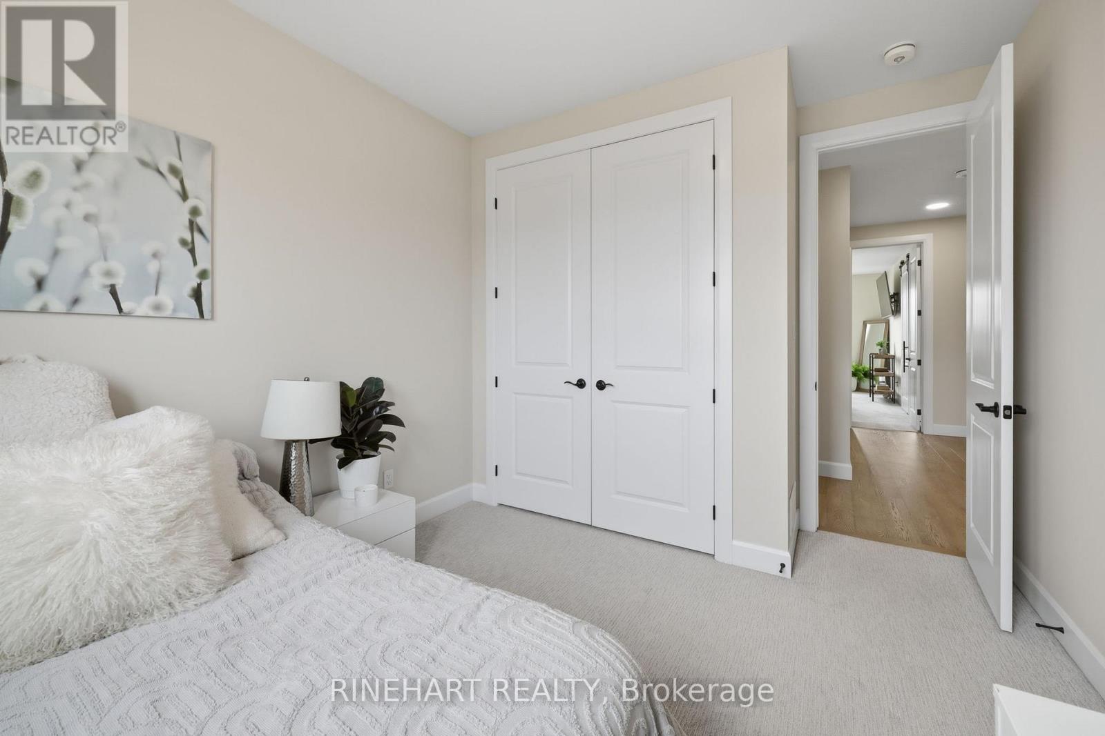 6445 ROYAL MAGNOLIA AVENUE Property Photo