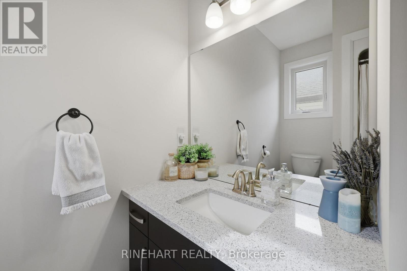 6445 ROYAL MAGNOLIA AVENUE Property Photo