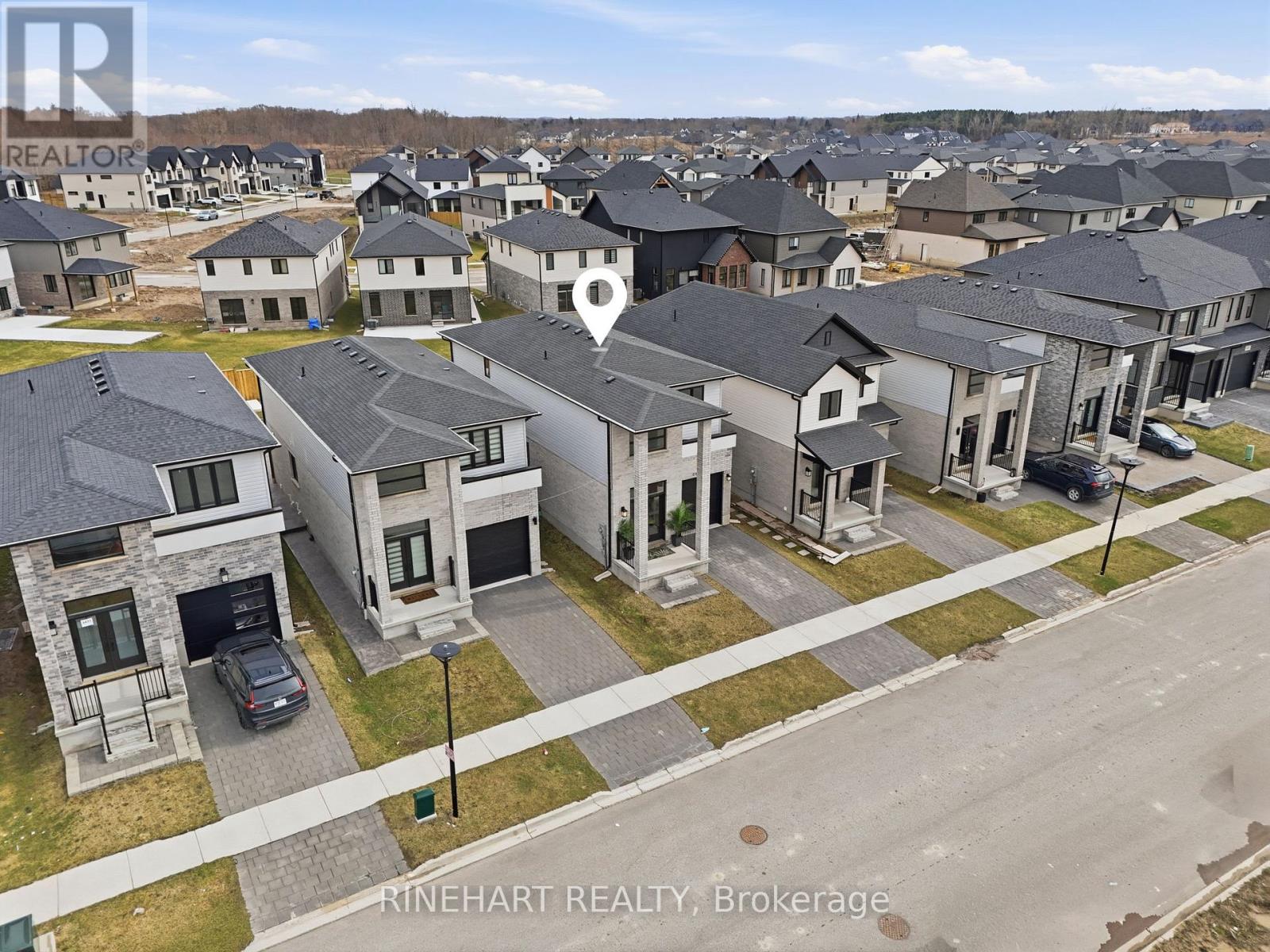 6445 ROYAL MAGNOLIA AVENUE Property Photo