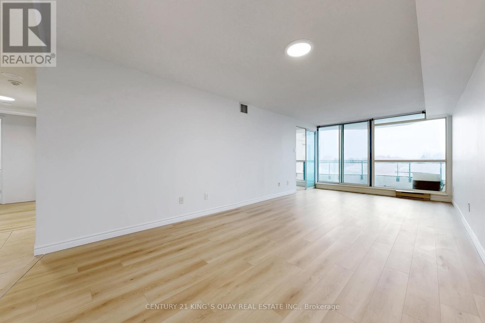 #616 4727 SHEPPARD AVENUE E - 11