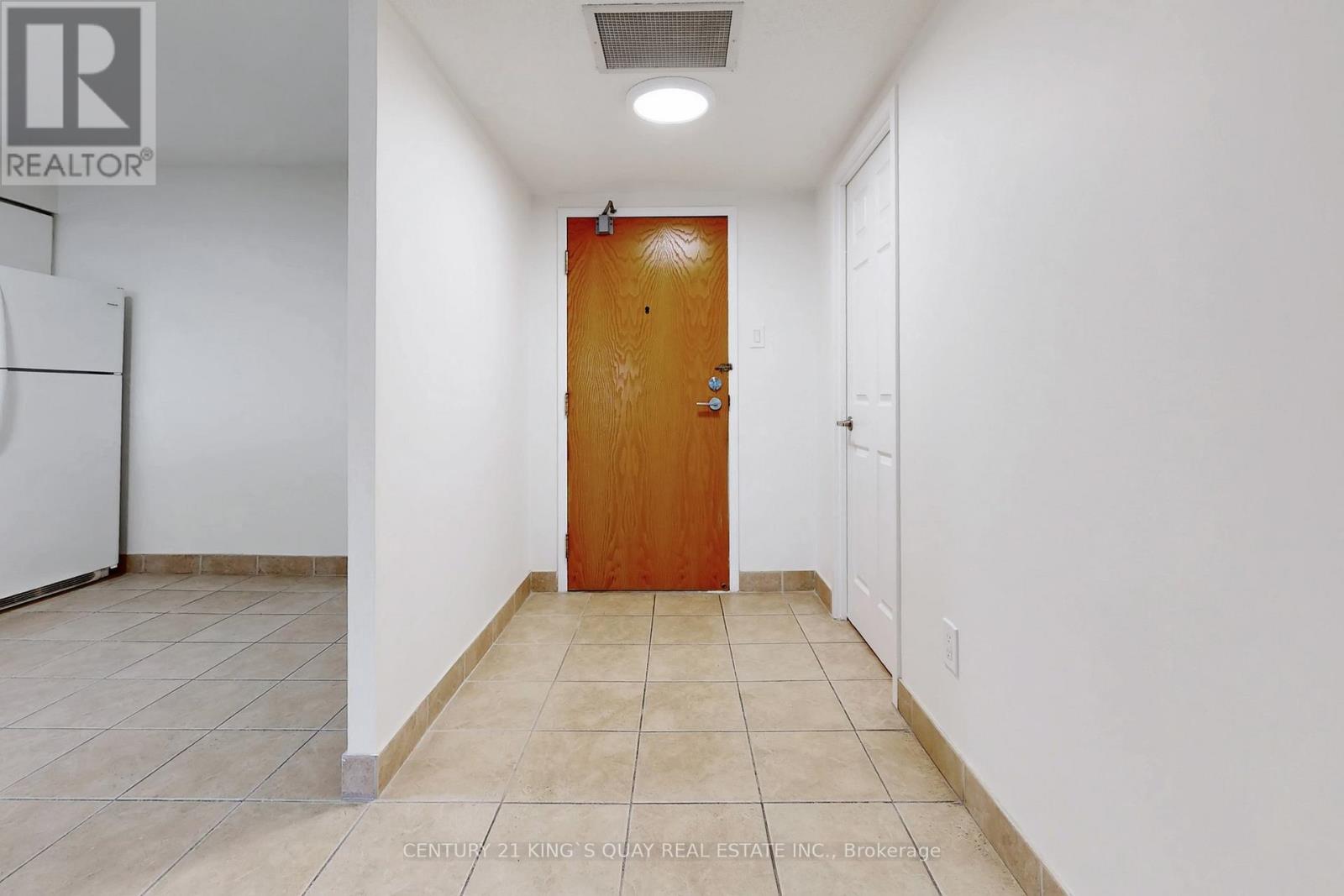 #616 4727 SHEPPARD AVENUE E - 5