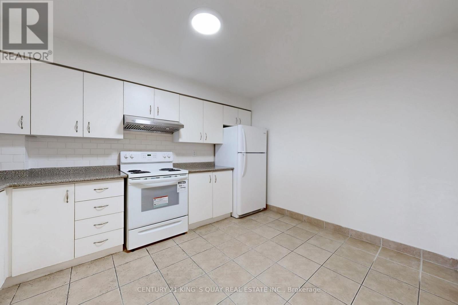 #616 4727 SHEPPARD AVENUE E - 8