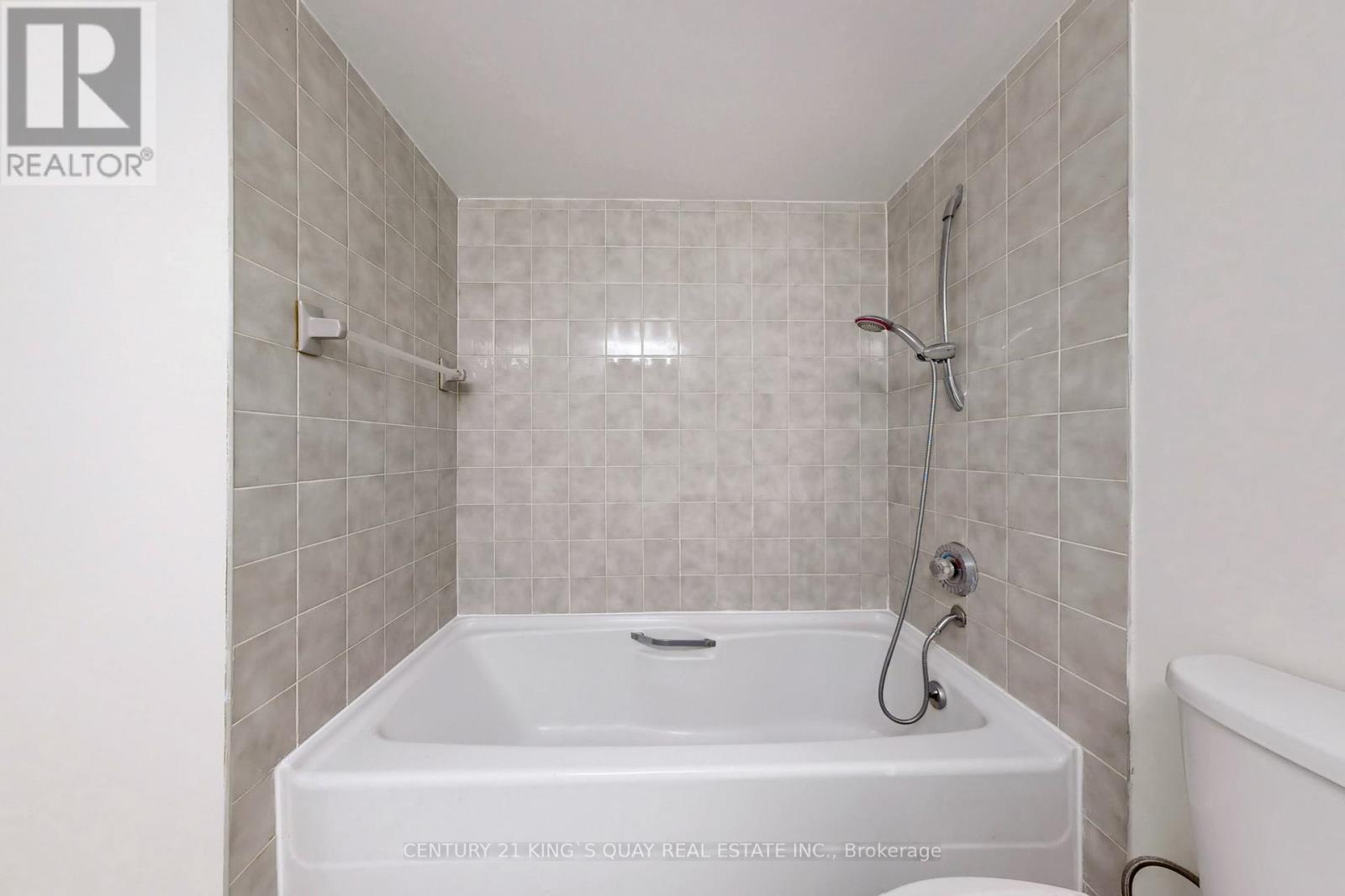 #616 4727 SHEPPARD AVENUE E - 19