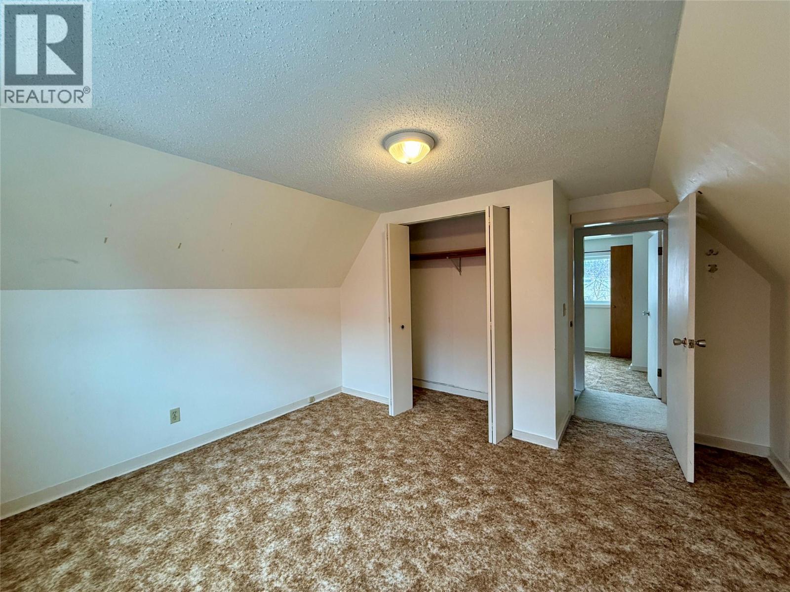 614 NELSON STREET - 17