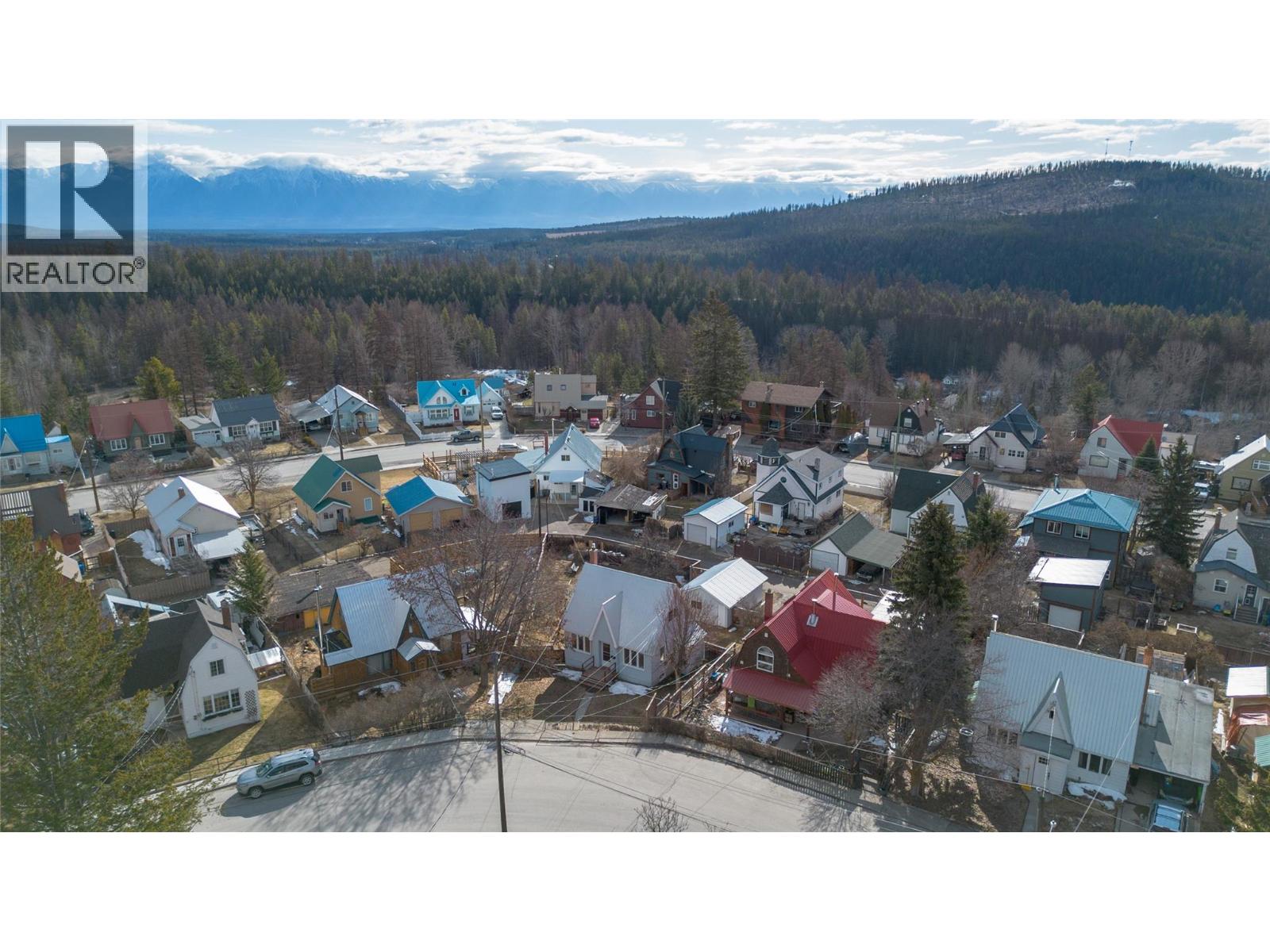 614 NELSON STREET - 33