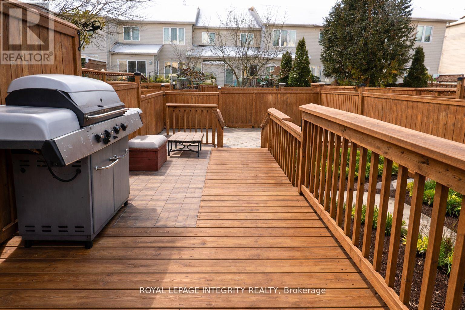 1031 CARLING AVENUE — photo 26
