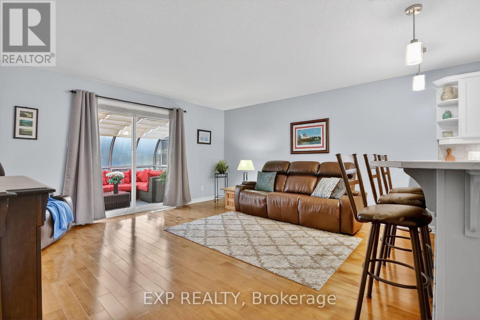 126 METCALFE DRIVE - 16