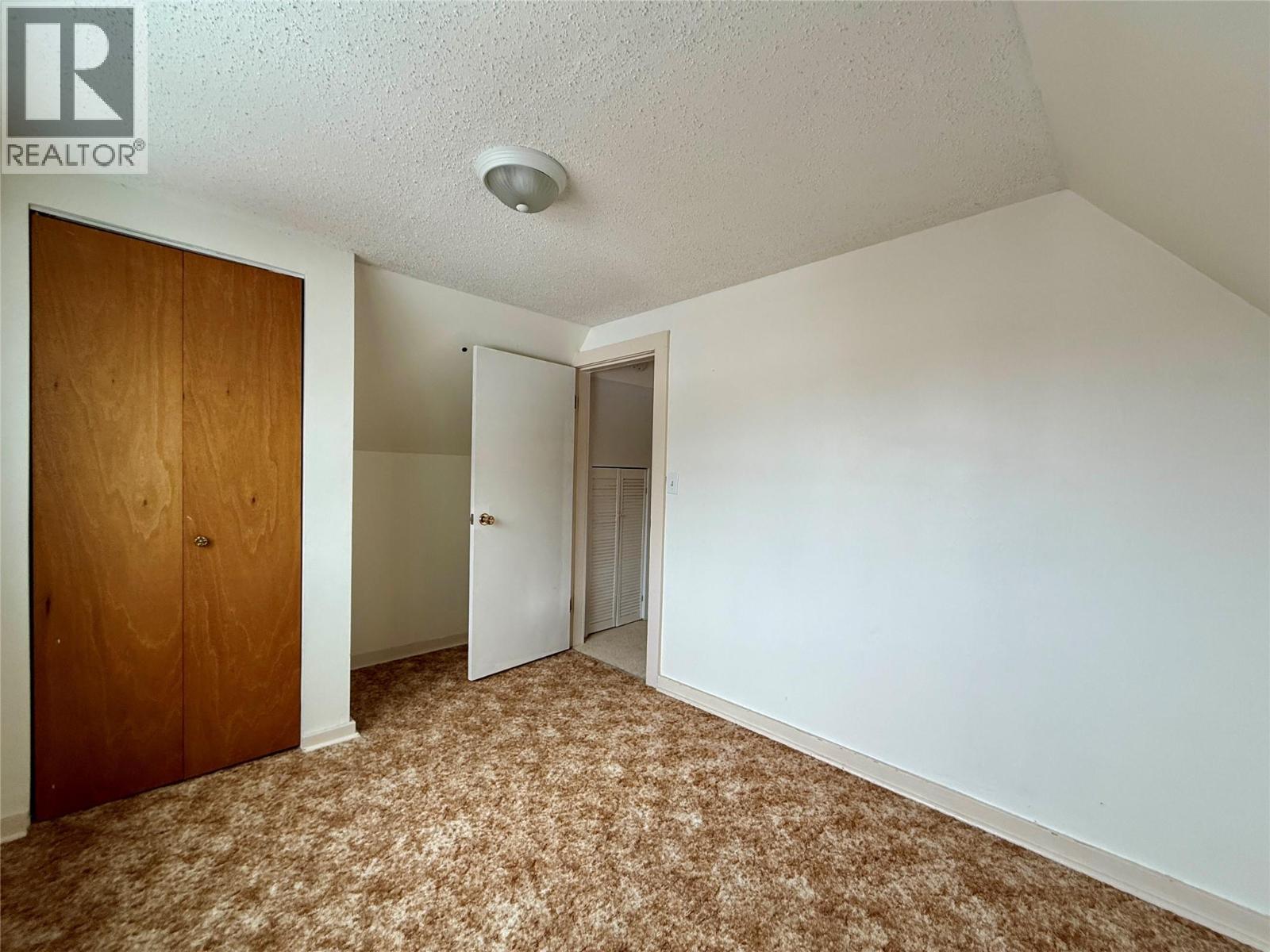 614 NELSON STREET - 20