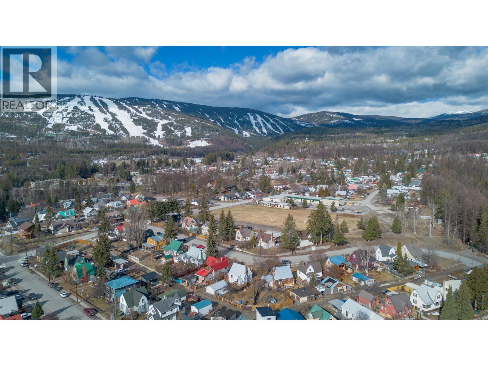 614 NELSON STREET - 36