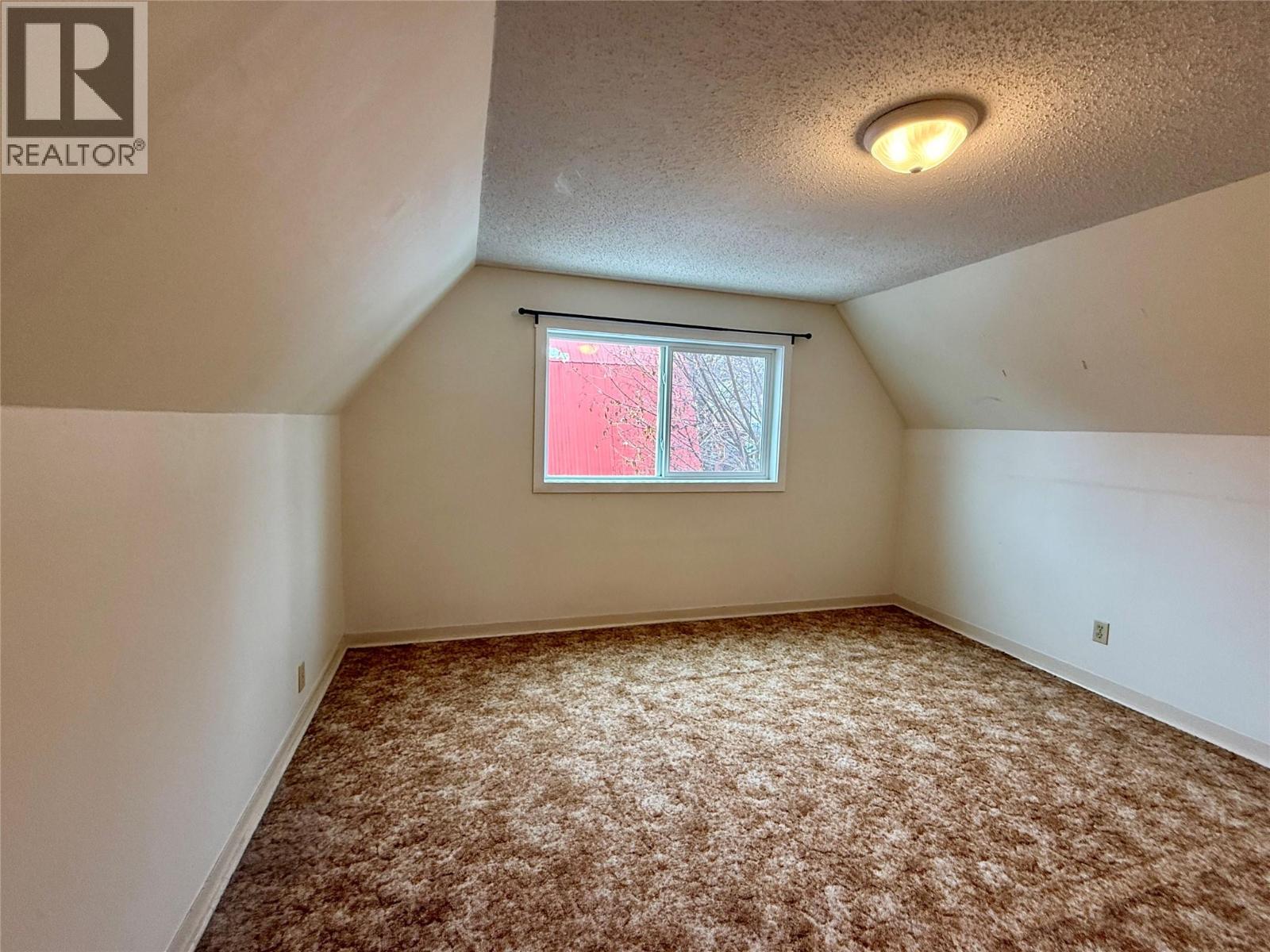 614 NELSON STREET - 16