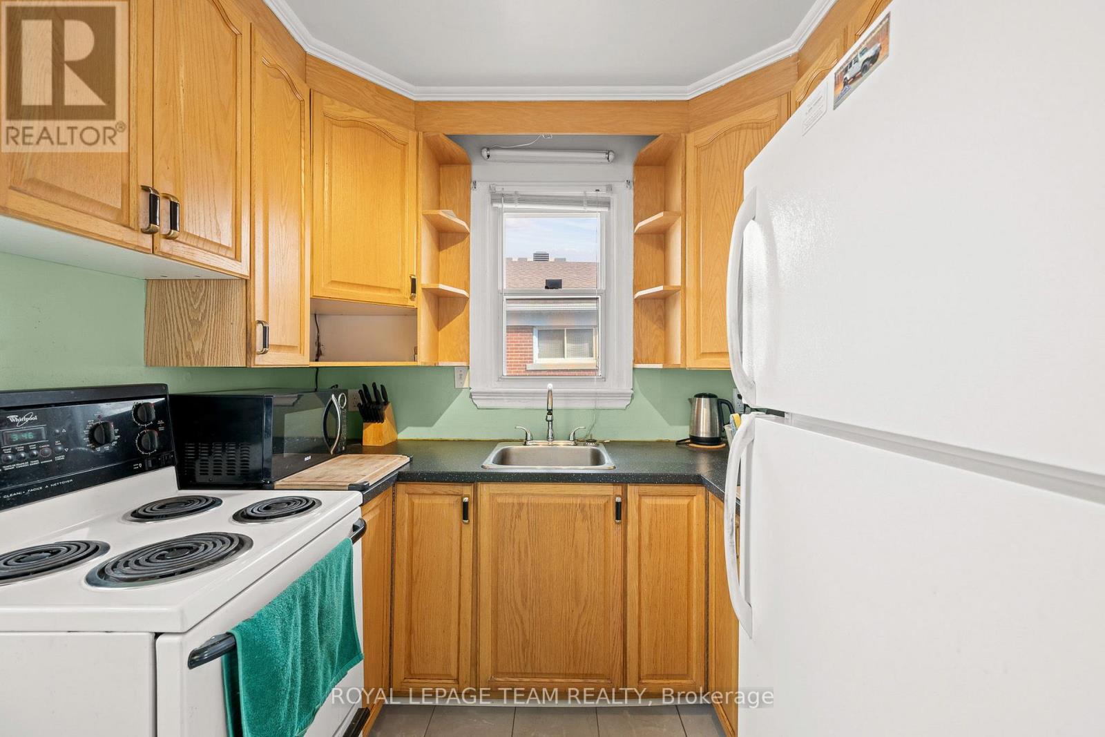 1123 SECORD AVENUE - 14