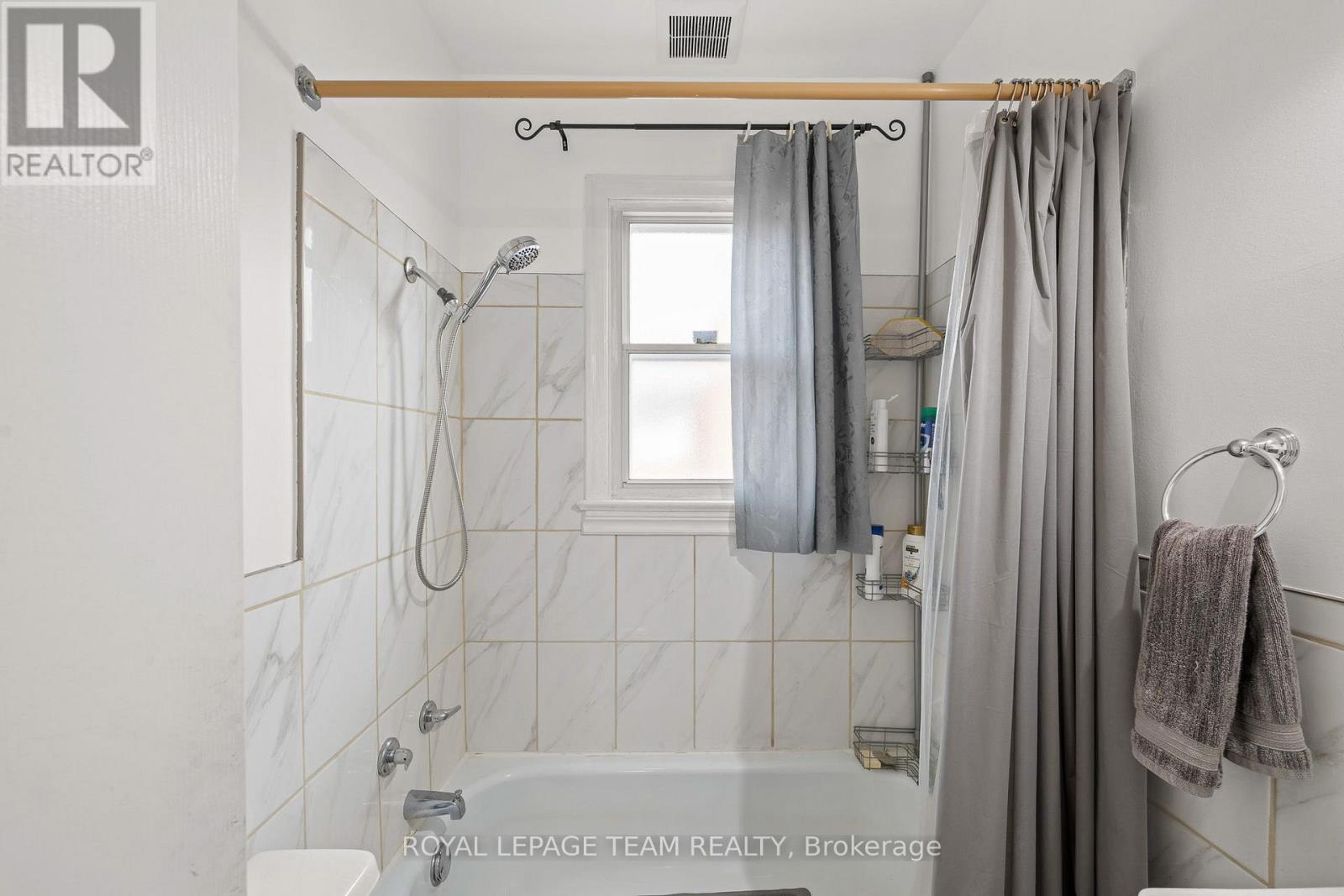 1123 SECORD AVENUE - 12