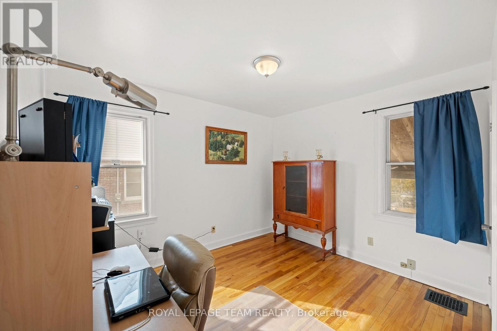 1123 SECORD AVENUE - 17