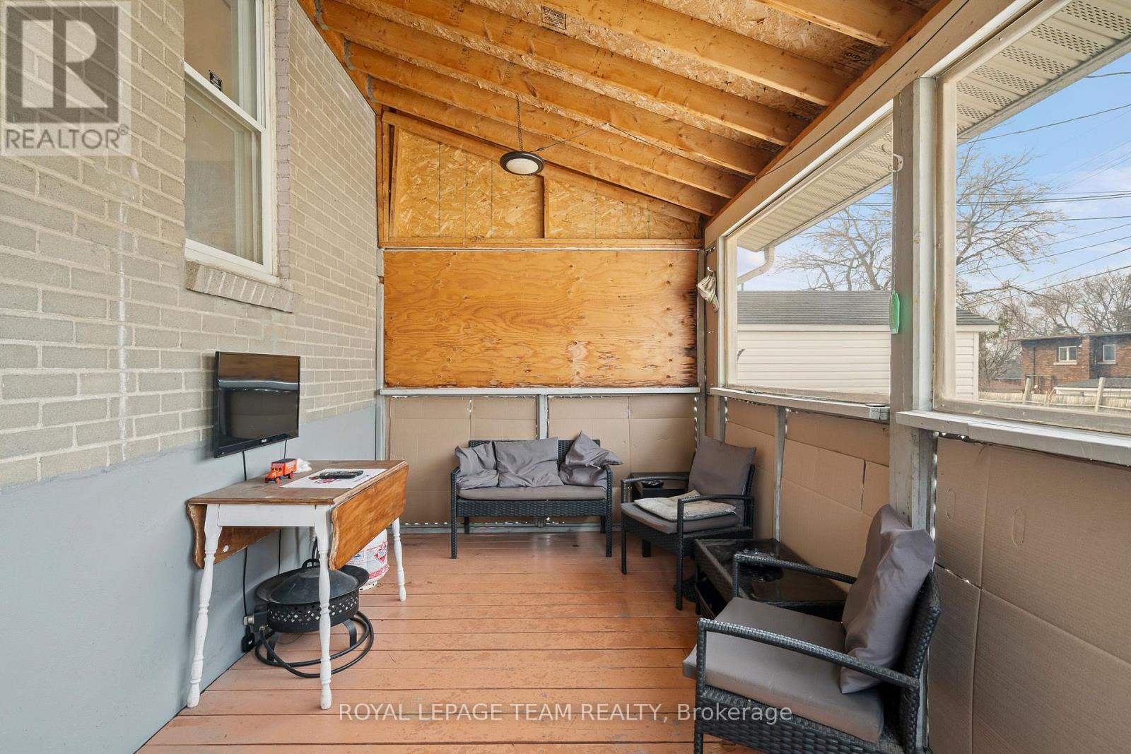 1123 SECORD AVENUE - 34