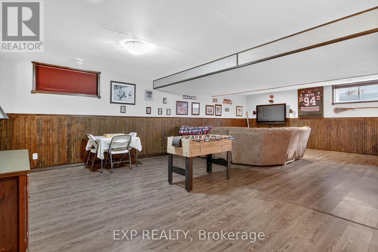 126 METCALFE DRIVE - 31