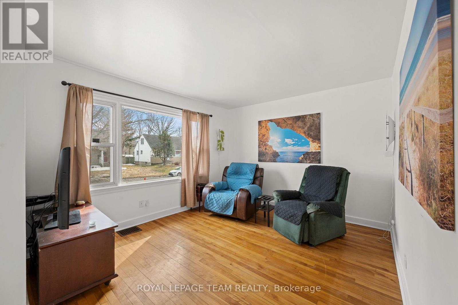 1123 SECORD AVENUE - 6