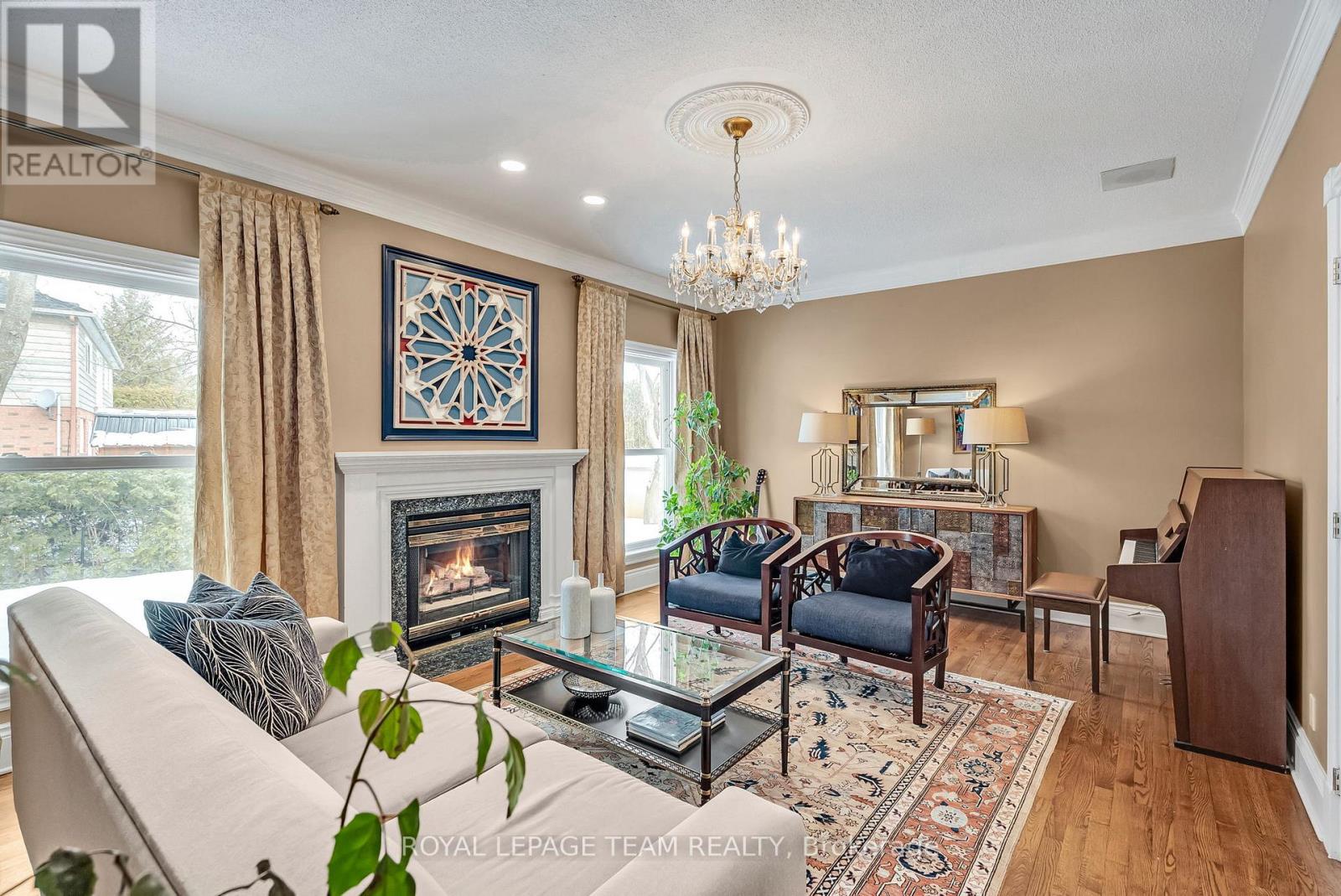 1345 POTTER DRIVE - 5
