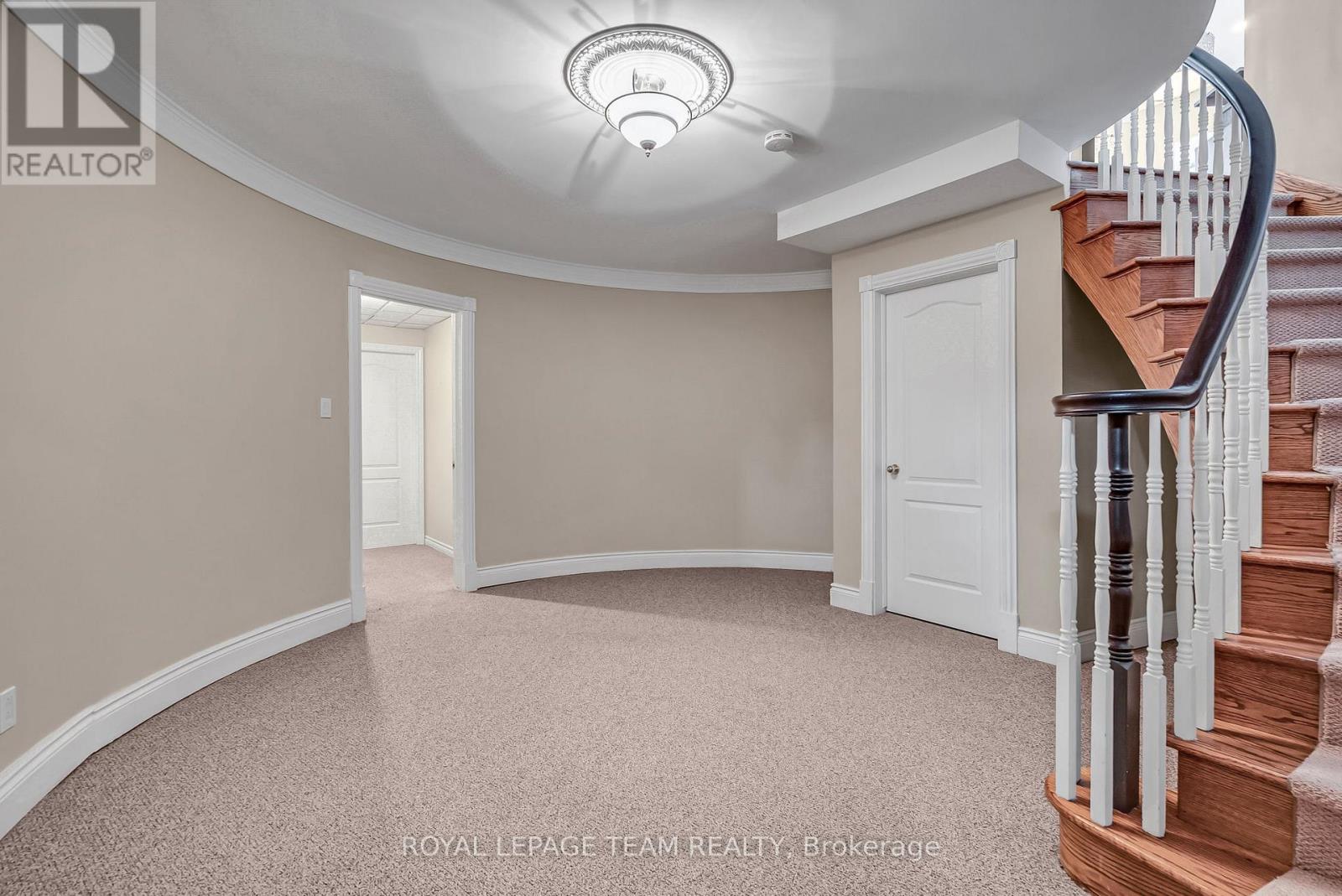 1345 POTTER DRIVE - 36