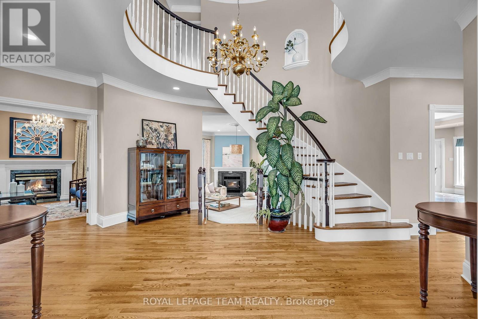 1345 POTTER DRIVE - 4