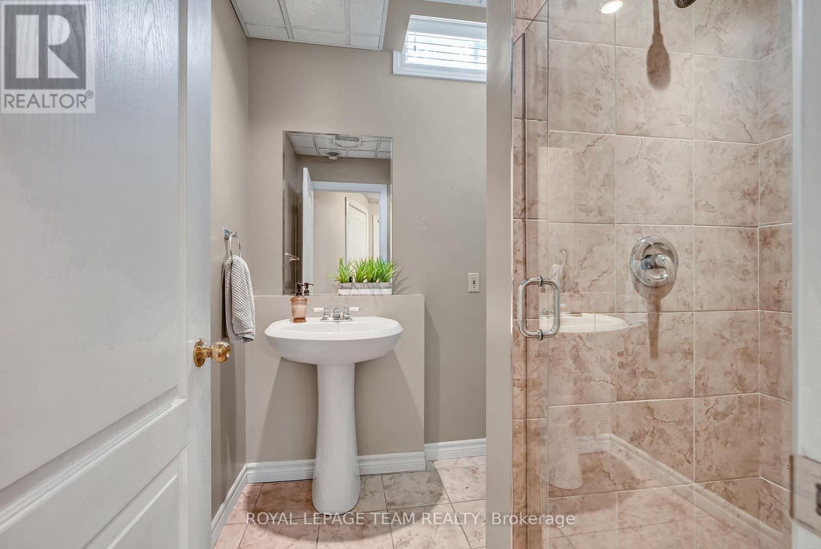 1345 POTTER DRIVE - 40
