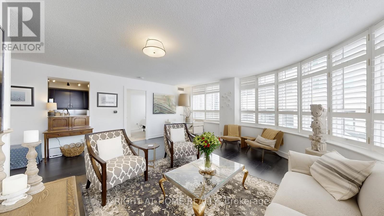 311 - 5 ROSEHILL AVENUE