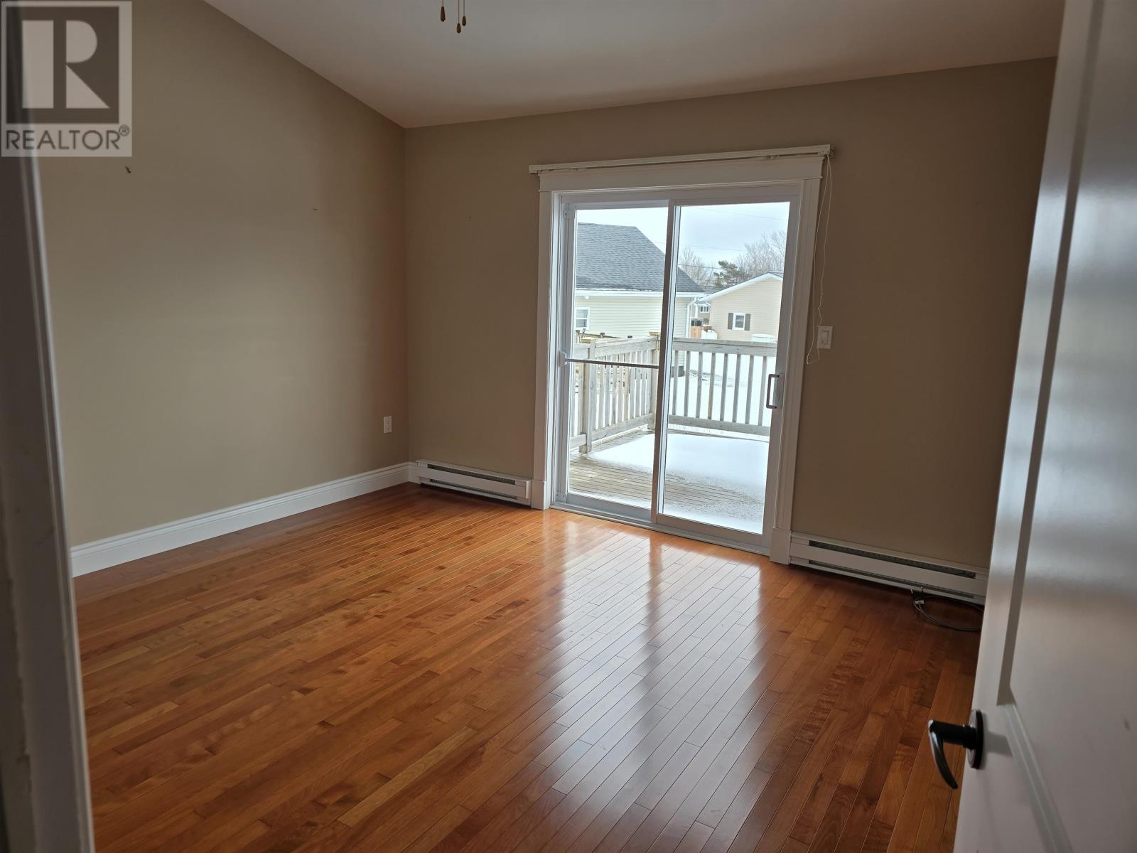 648 Murphy Street - 10