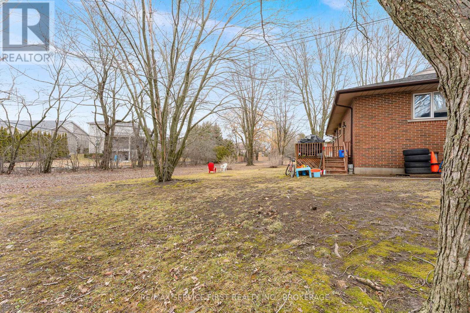 34 DALGLEISH AVENUE - 11