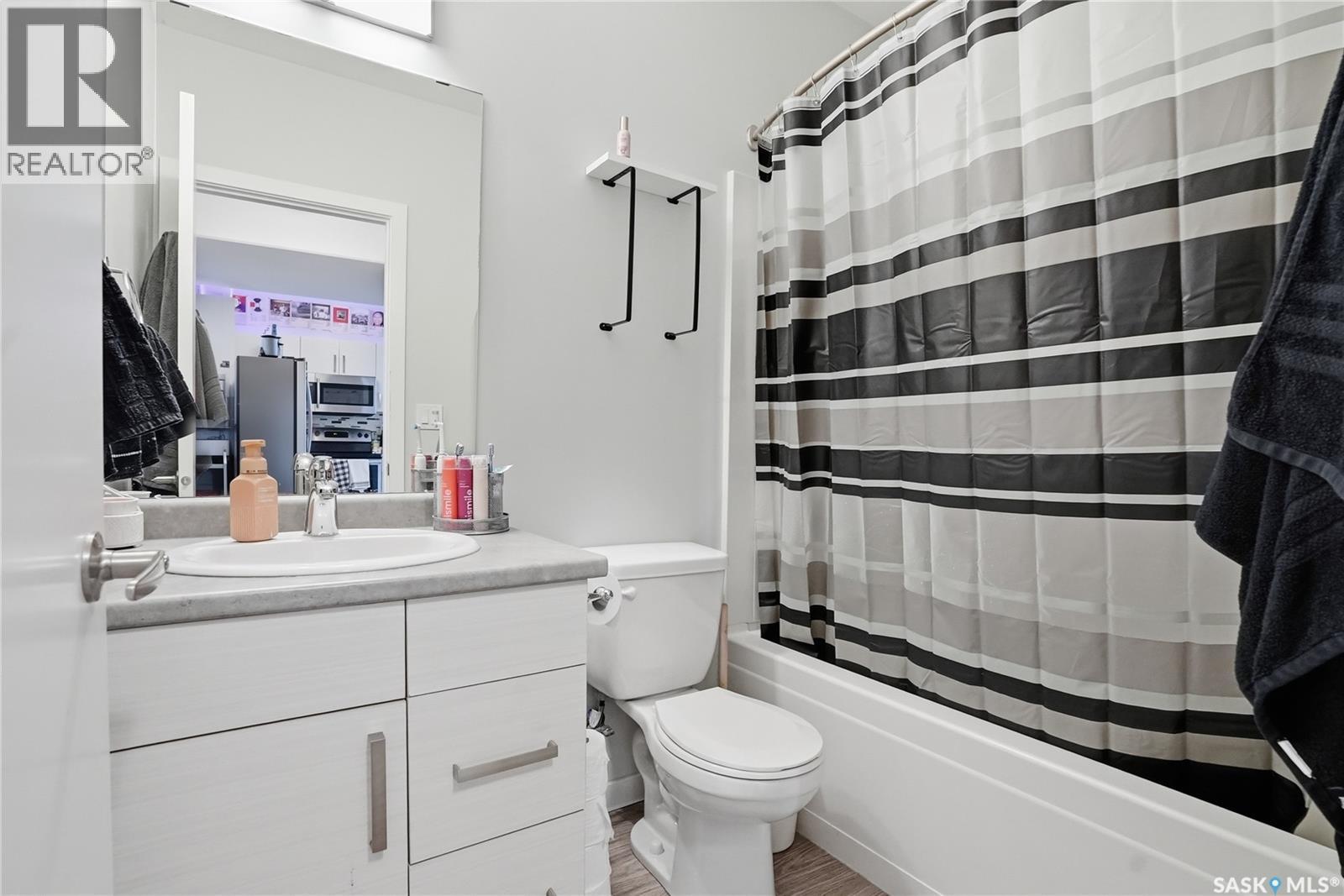 Single Family House Bi-level for Sale in  Boykowich STREET Saskatoon 