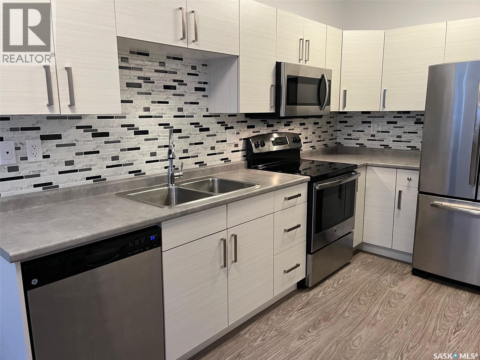 Single Family House Bi-level for Sale in  Boykowich STREET Saskatoon 