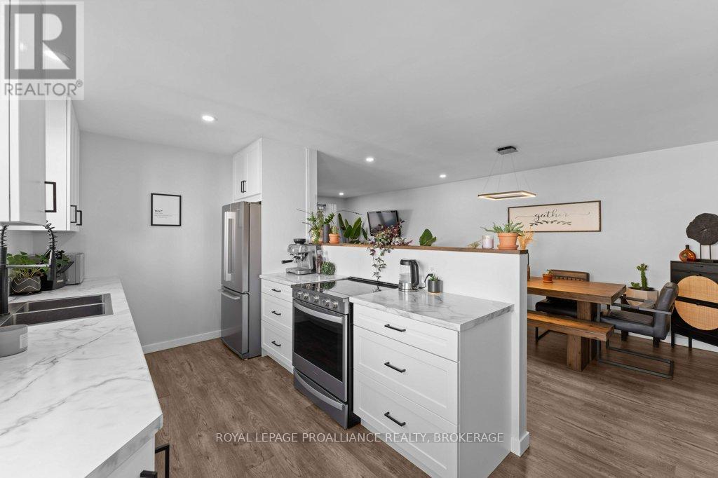 26 WOODSTONE CRESCENT - 10