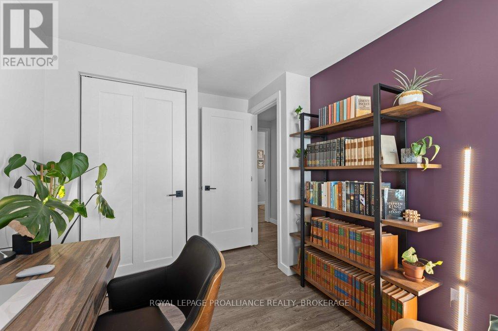 26 WOODSTONE CRESCENT - 20
