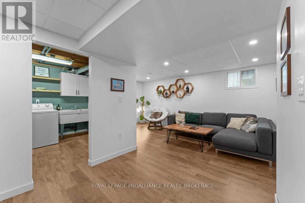 26 WOODSTONE CRESCENT - 25