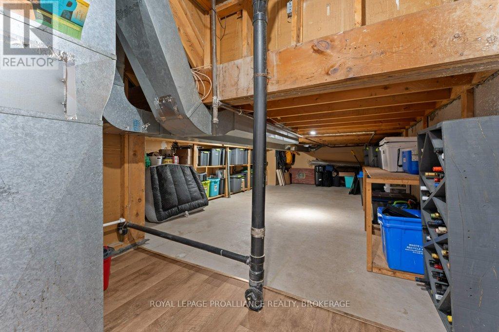 26 WOODSTONE CRESCENT - 27