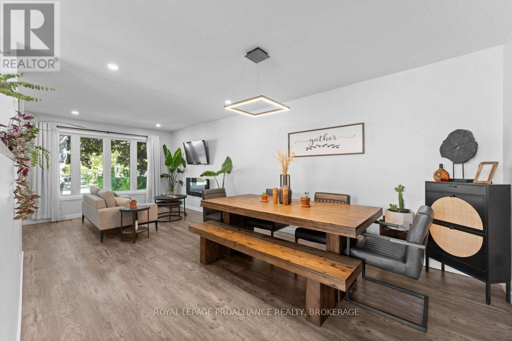 26 WOODSTONE CRESCENT - 9