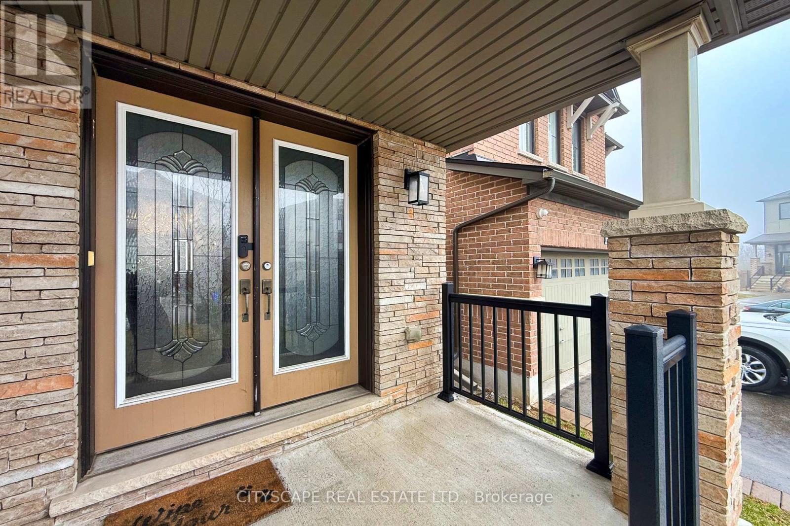 121 CRAFTER CRESCENT - 3