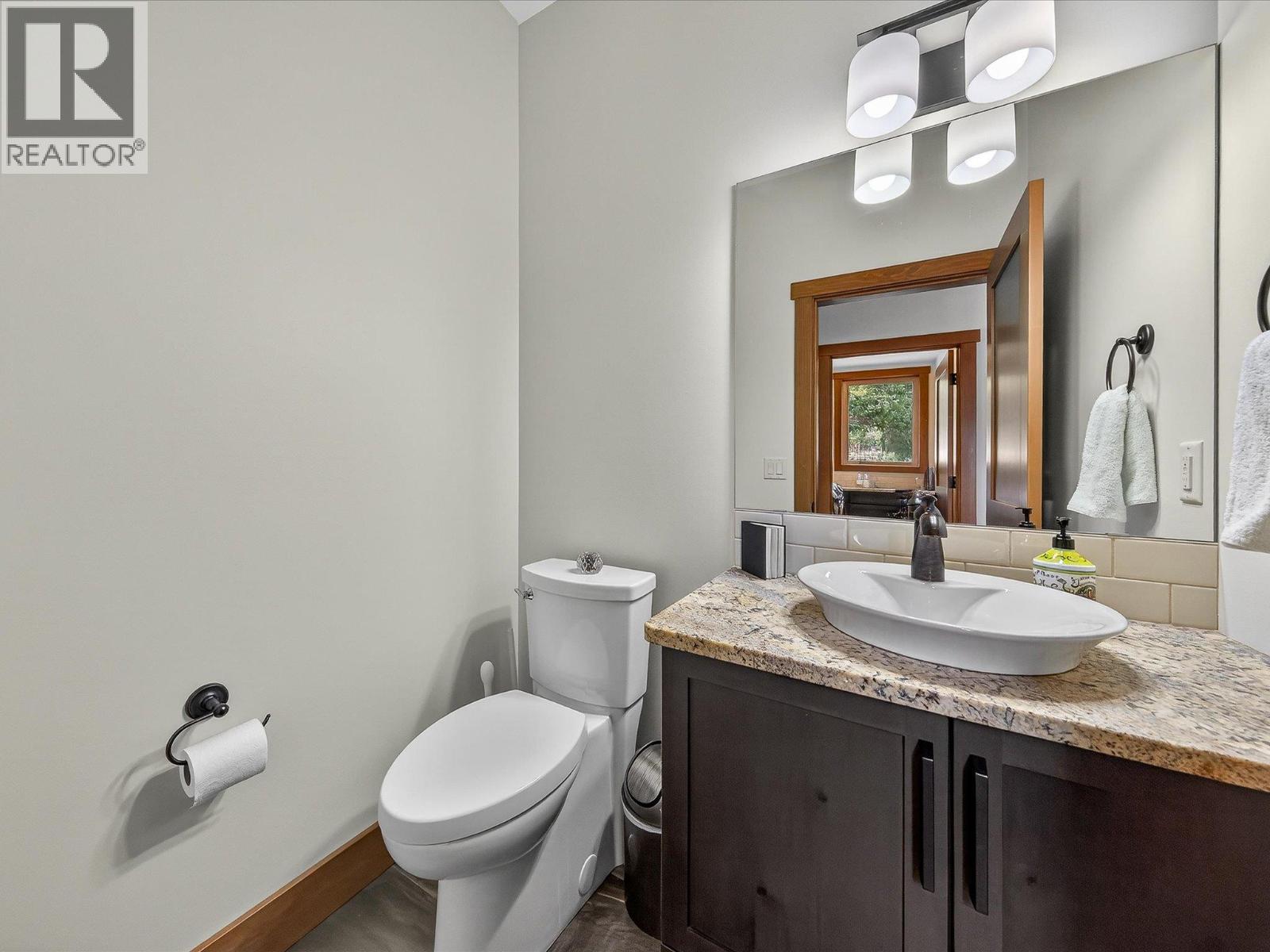  7540 Springs Terrace, Radium Hot Springs